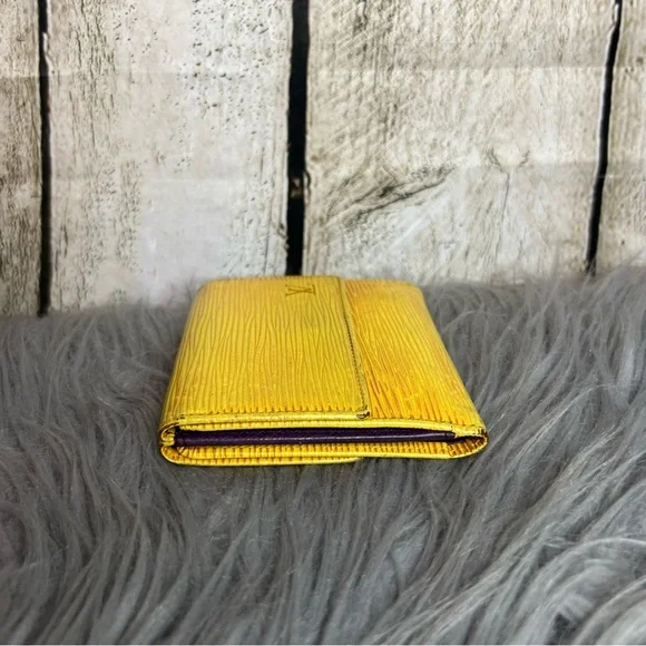 LOUIS VUITTON - Epi compact wallet